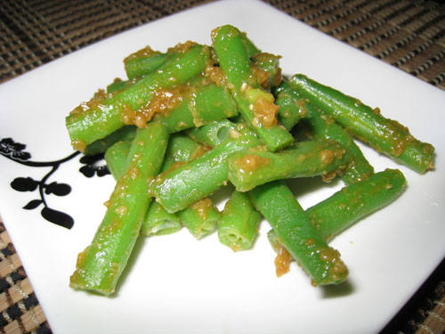 Green Beans with Miso and Mustard Sauce Green Beans with Miso and Mustard Sauce