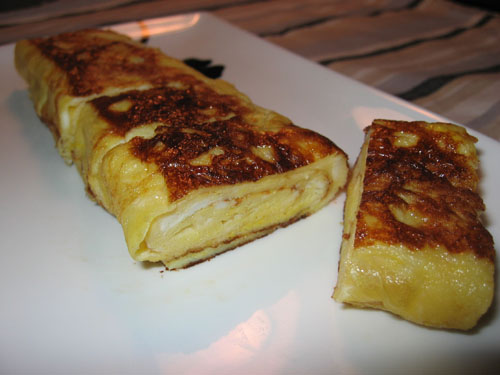 Tamagoyaki (Japanese Rolled Omelet)