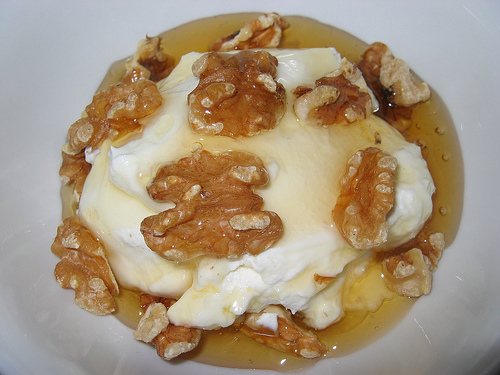 Greek Yogurt with Walnuts and Honey