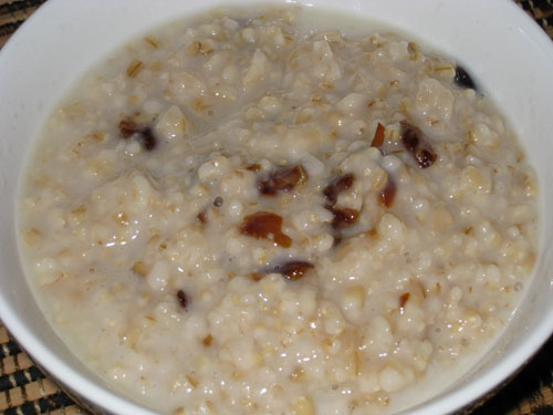 Honey and Dates Oatmeal Honey and Dates Oatmeal