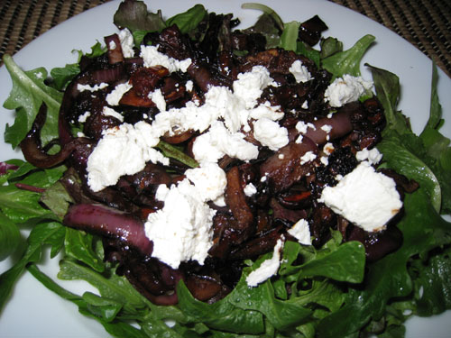 Warm Mushroom, Sun Dried Tomatoes and Goat Cheese Salad