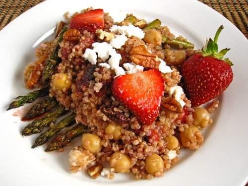 Roasted Strawberry and Asparagus Quinoa Salad Roasted Strawberry and Asparagus Quinoa Salad