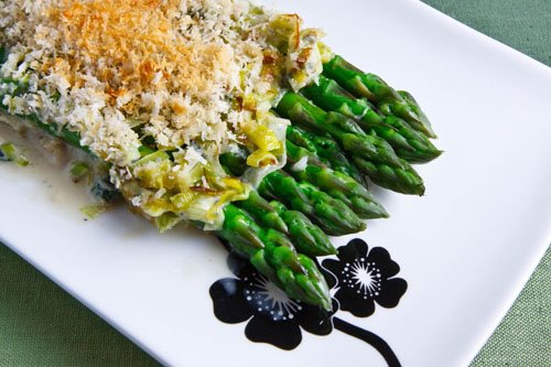 Asparagus in Gorgonzola Sauce