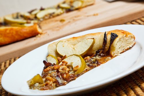 Granny Smith Apple and Gorgonzola Pizza