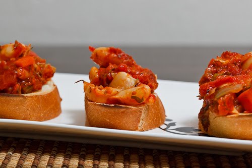Gigantes Plaki (Greek Baked Beans) Crostini Gigantes Plaki (Greek Baked Beans) Crostini