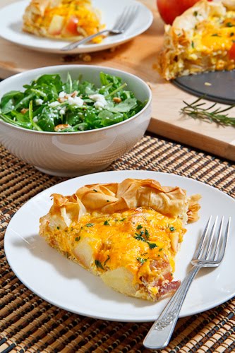 Apple and Cheddar Quiche Apple and Cheddar Quiche