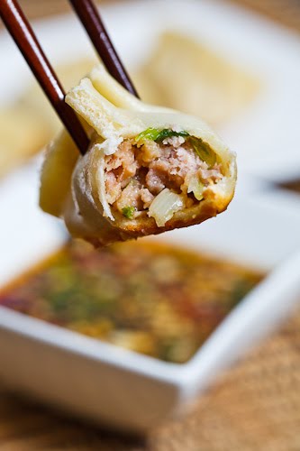 Jiaozi (Chinese Dumplings) Jiaozi (Chinese Dumplings)