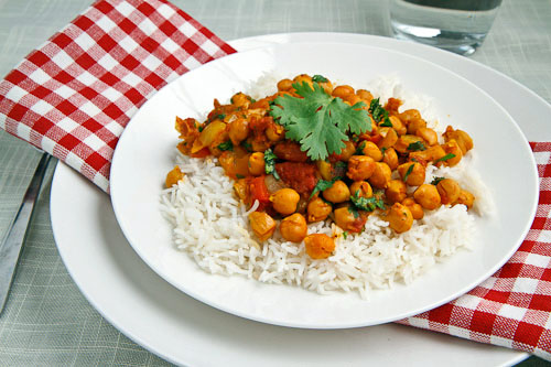 Chana Masala (Chickpea Curry) Chana Masala (Chickpea Curry)