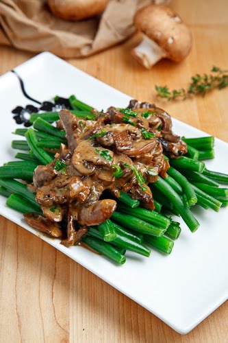 Green Beans in a Creamy Mushroom Sauce Green Beans in a Creamy Mushroom Sauce