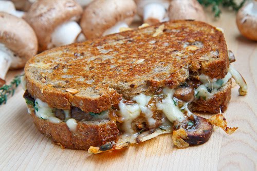 Mushroom Grilled Cheese Sandwich (aka The Mushroom Melt) Mushroom Grilled Cheese Sandwich (aka The Mushroom Melt)