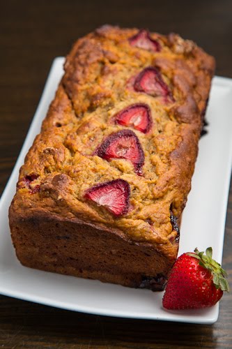 Greek Yogurt Strawberry Banana Bread Greek Yogurt Strawberry Banana Bread