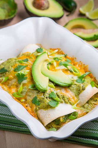 Chicken and Avocado Enchiladas in Creamy Avocado Sauce Chicken and Avocado Enchiladas in Creamy Avocado Sauce