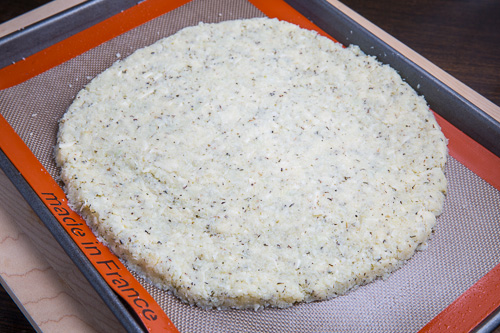 Cauliflower Pizza Crust (BBQ Chicken Pizza)