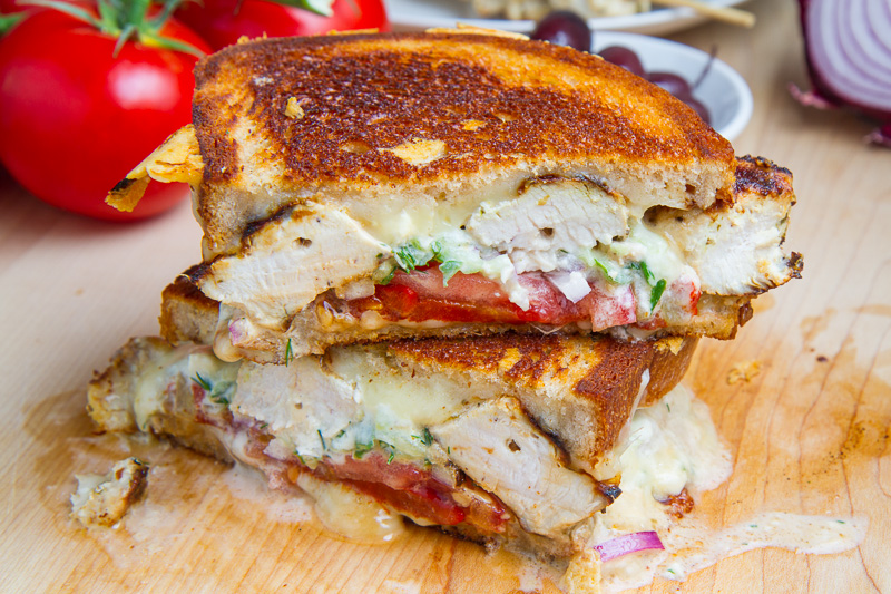 Chicken Gyros Grilled Cheese (aka The Gyro Melt) Chicken Gyros Grilled Cheese (aka The Gyro Melt)