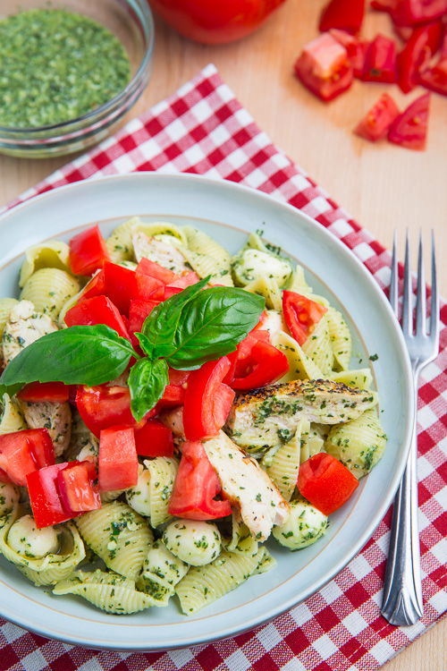 Caprese Chicken Pesto Pasta Caprese Chicken Pesto Pasta