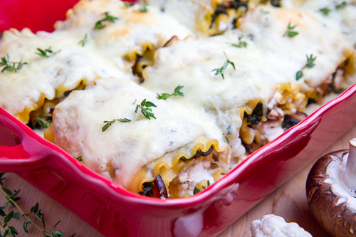 Mushroom Lasagna Roll Ups in Creamy Gorgonzola Cauliflower Sauce Mushroom Lasagna Roll Ups in Creamy Gorgonzola Cauliflower Sauce