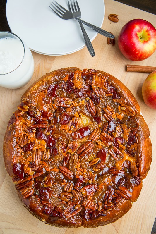 Apple, Bacon and Cheddar Sticky Buns Apple, Bacon and Cheddar Sticky Buns