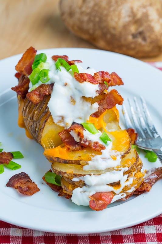 Fully Loaded Hasselback Potatoes Fully Loaded Hasselback Potatoes