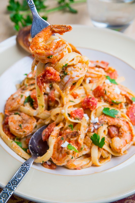 Shrimp Linguine in a Tomato and Feta Sauce Shrimp Linguine in a Tomato and Feta Sauce