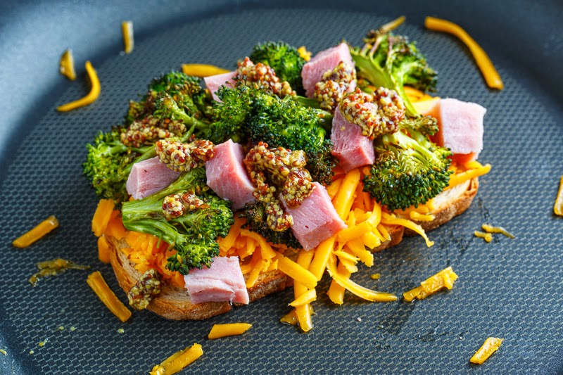 Roasted Broccoli, Ham and Cheddar Grilled Cheese Roasted Broccoli, Ham and Cheddar Grilled Cheese