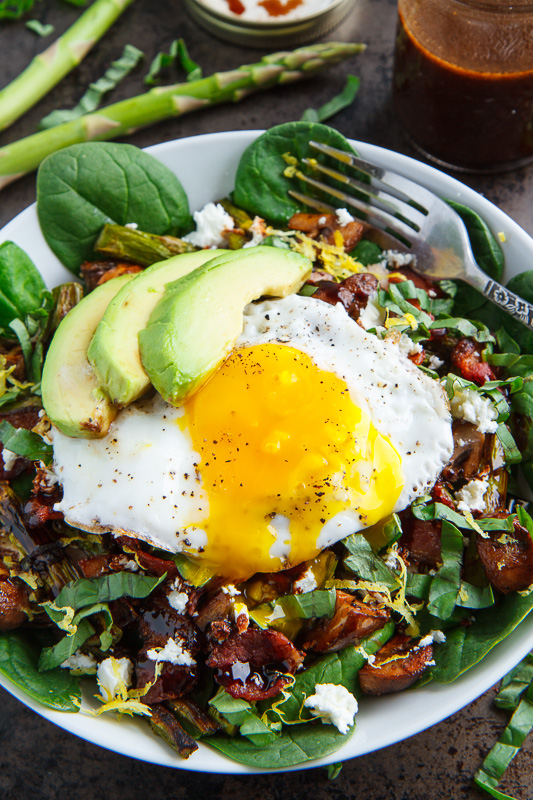 Roast Asparagus and Mushroom Chicken Spinach Salad with Bacon, Avocado and Goat Cheese Roast Asparagus and Mushroom Chicken Spinach Salad with Bacon, Avocado and Goat Cheese