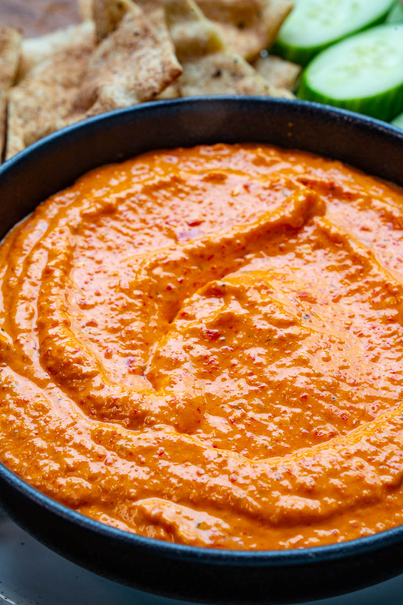 Feta and Roasted Red Pepper Dip (Htipiti) Feta and Roasted Red Pepper Dip (Htipiti)