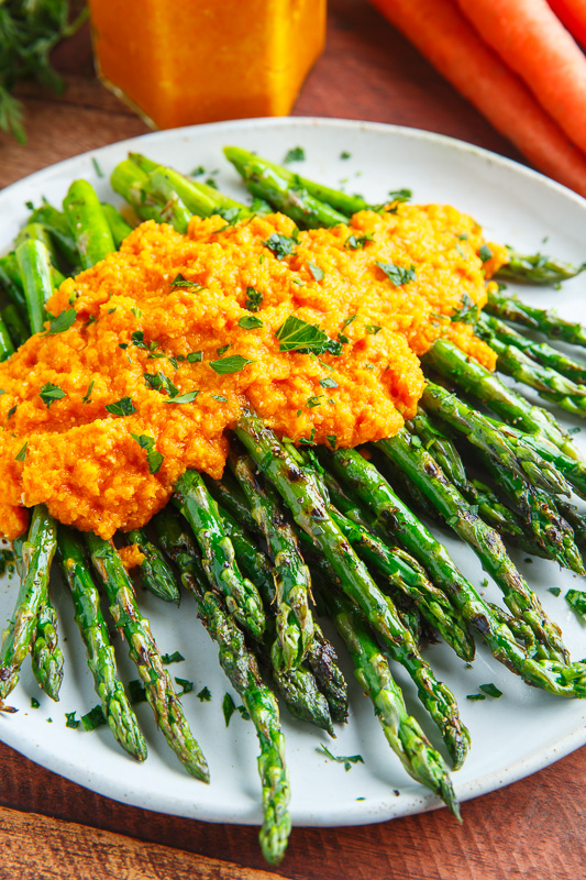 Grilled Asparagus with Carrot Ginger Dressing Grilled Asparagus with Carrot Ginger Dressing