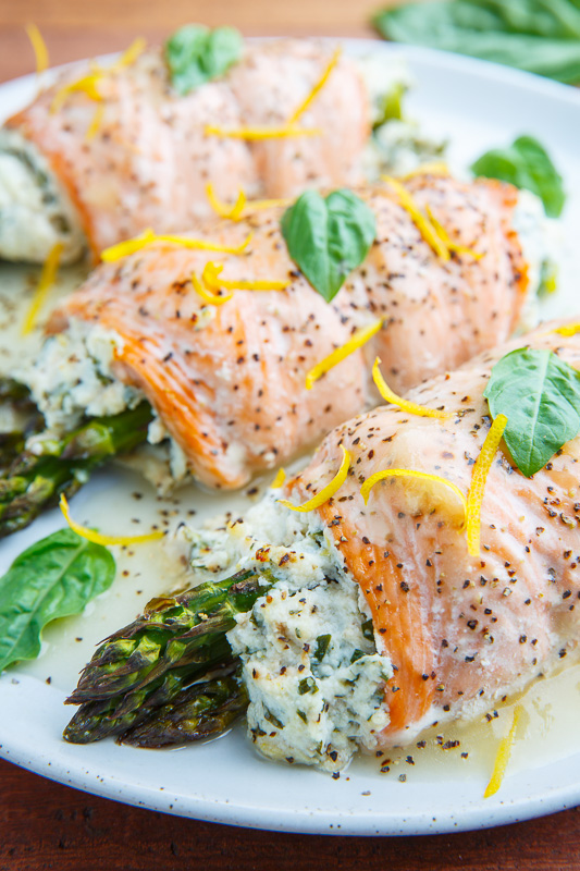 Asparagus and Lemon and Basil Ricotta Stuffed Salmon Rolls with Lemon Sauce Asparagus and Lemon and Basil Ricotta Stuffed Salmon Rolls with Lemon Sauce