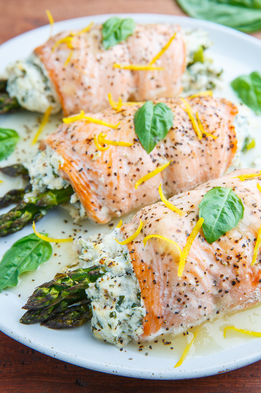 Asparagus and Lemon and Basil Ricotta Stuffed Salmon Rolls with Lemon Sauce Asparagus and Lemon and Basil Ricotta Stuffed Salmon Rolls with Lemon Sauce