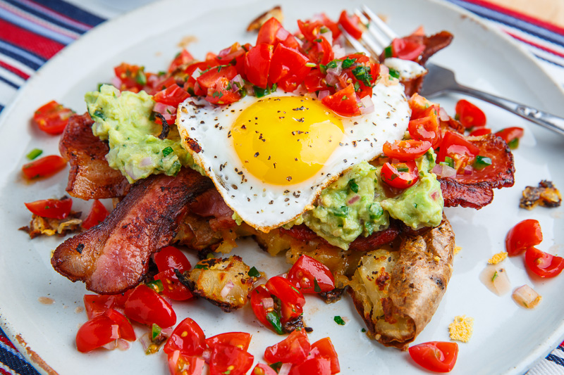 Crispy Smashed Potato Pancakes with Guacamole, Pico de Gallo, Bacon and Eggs Crispy Smashed Potato Pancakes with Guacamole, Pico de Gallo, Bacon and Eggs