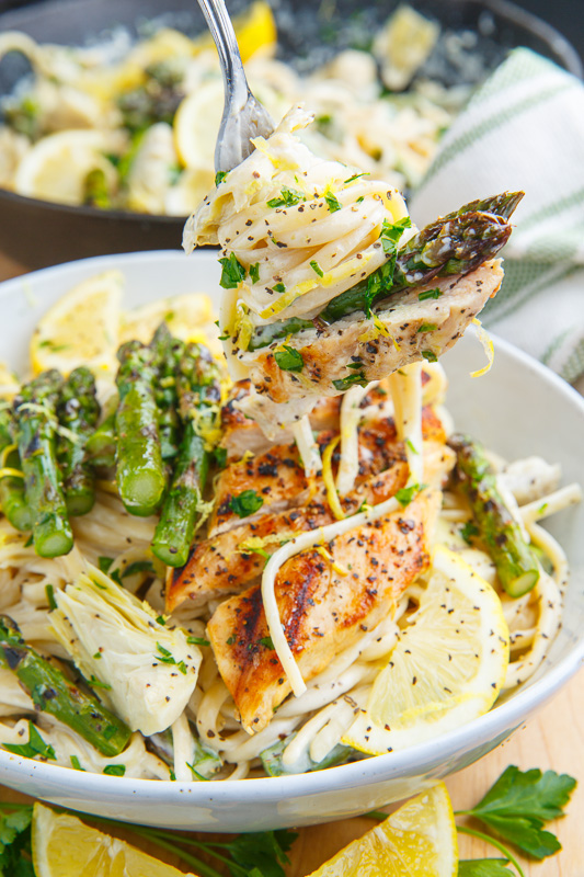 Creamy Lemon Grilled Chicken, Asparagus and Artichoke Pasta Creamy Lemon Grilled Chicken, Asparagus and Artichoke Pasta