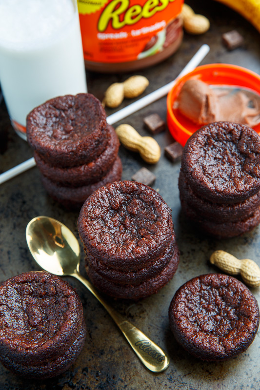 Flourless Chocolate Peanut Butter and Banana Muffins Flourless Chocolate Peanut Butter and Banana Muffins
