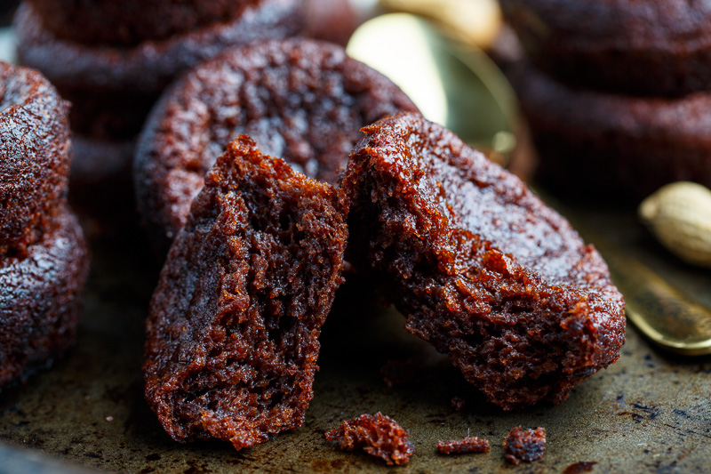 Flourless Chocolate Peanut Butter and Banana Muffins Flourless Chocolate Peanut Butter and Banana Muffins