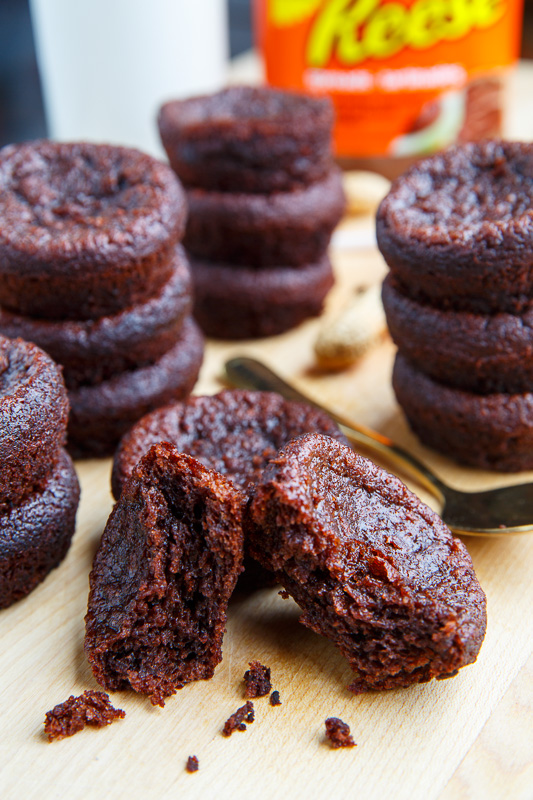 Flourless Chocolate Peanut Butter and Banana Muffins Flourless Chocolate Peanut Butter and Banana Muffins