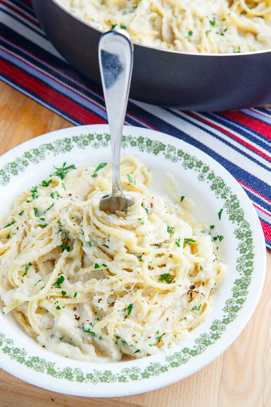 Light and Creamy Cauliflower Alfredo Linguine Light and Creamy Cauliflower Alfredo Linguine