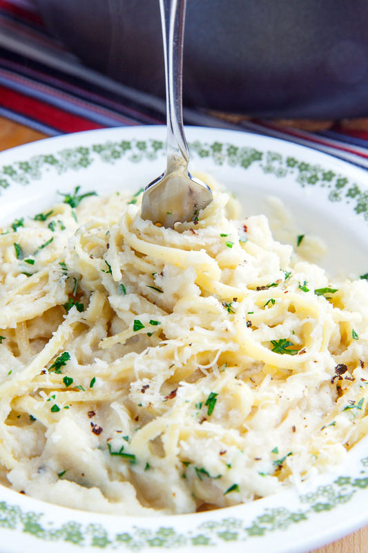 Light and Creamy Cauliflower Alfredo Linguine Light and Creamy Cauliflower Alfredo Linguine
