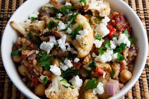 Roasted Cauliflower and Red Pepper Farro Salad Roasted Cauliflower and Red Pepper Farro Salad