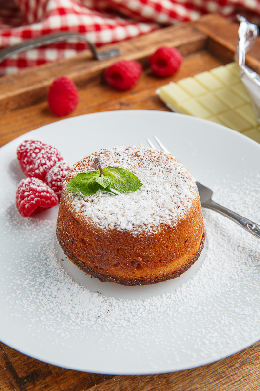 Raspberry White Chocolate Lava Cakes Raspberry White Chocolate Lava Cakes