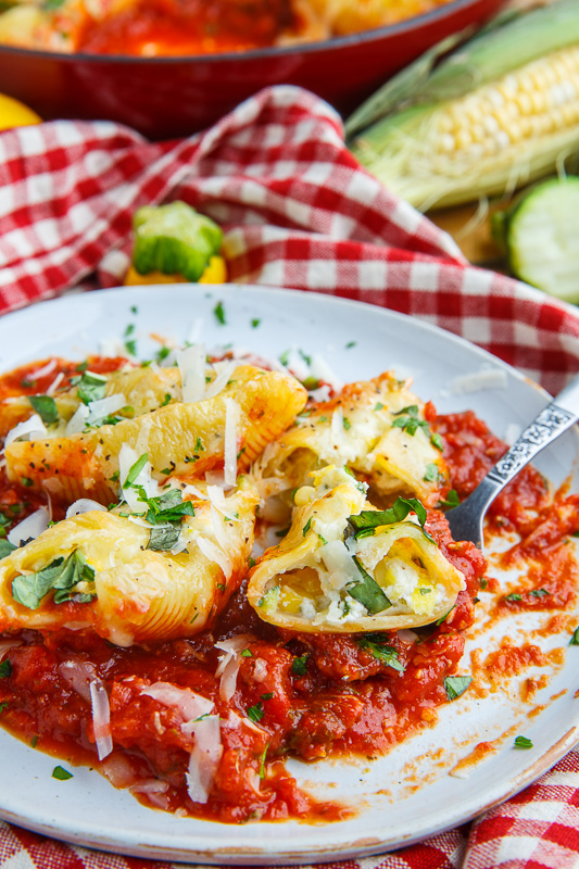 Corn and Zucchini Ricotta Stuffed Shells Corn and Zucchini Ricotta Stuffed Shells