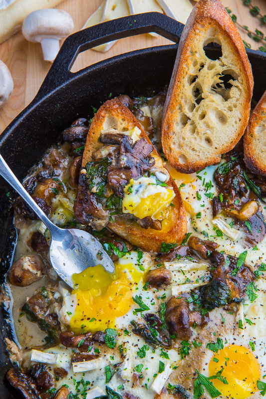 Mushroom and Brie Baked Eggs Mushroom and Brie Baked Eggs