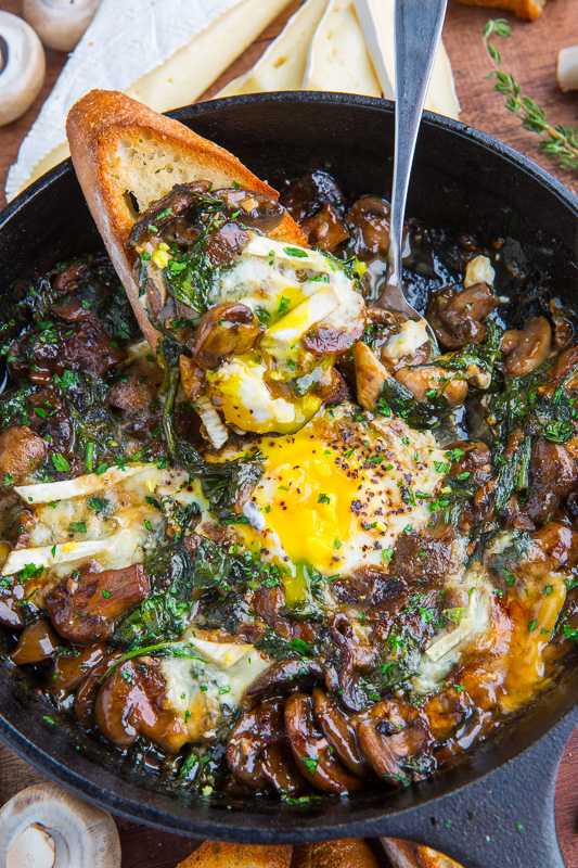 Mushroom and Brie Baked Eggs Mushroom and Brie Baked Eggs