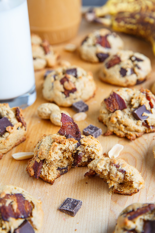 Soft and Chewy Banana Peanut Butter Cookies with Chocolate Chunks and Bacon Soft and Chewy Banana Peanut Butter Cookies with Chocolate Chunks and Bacon
