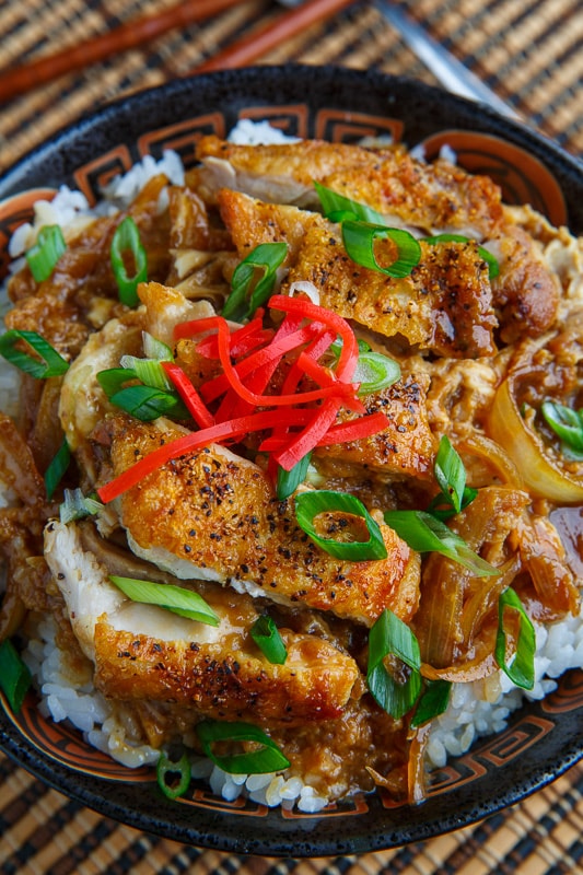 Oyakodon (Japanese Chicken and Egg Rice Bowl)
