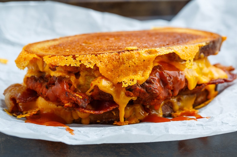 Crispy Fried Buffalo Chicken Grilled Cheese Sandwich Crispy Fried Buffalo Chicken Grilled Cheese Sandwich