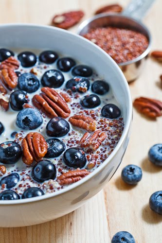 Quinoa Porridge with Blueberries and Pecans Quinoa Porridge with Blueberries and Pecans