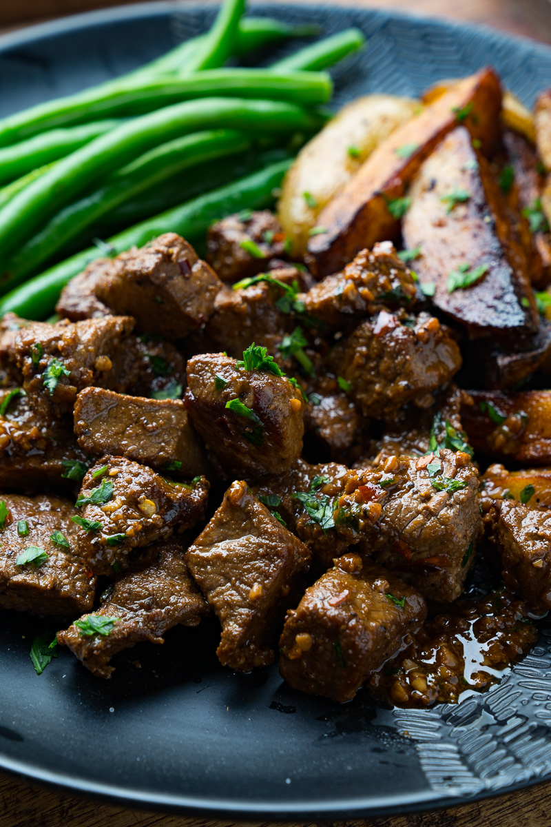 Garlic Butter Skillet Steak Bites and Potatoes Garlic Butter Skillet Steak Bites and Potatoes