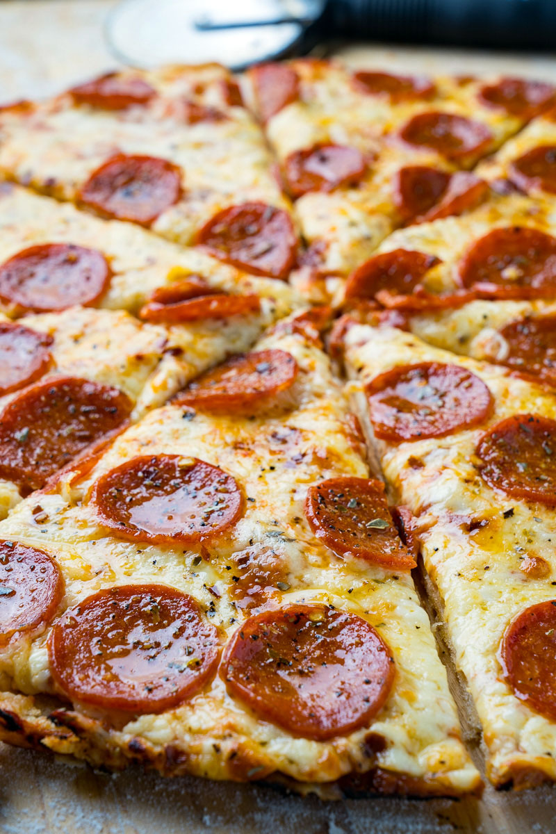 Chicago Style Thin Crust Pizza Chicago Style Thin Crust Pizza