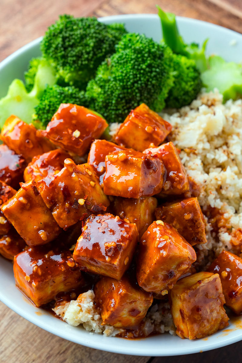 Crispy Baked Firecracker Tofu on Coconut Cauliflower Rice Crispy Baked Firecracker Tofu on Coconut Cauliflower Rice