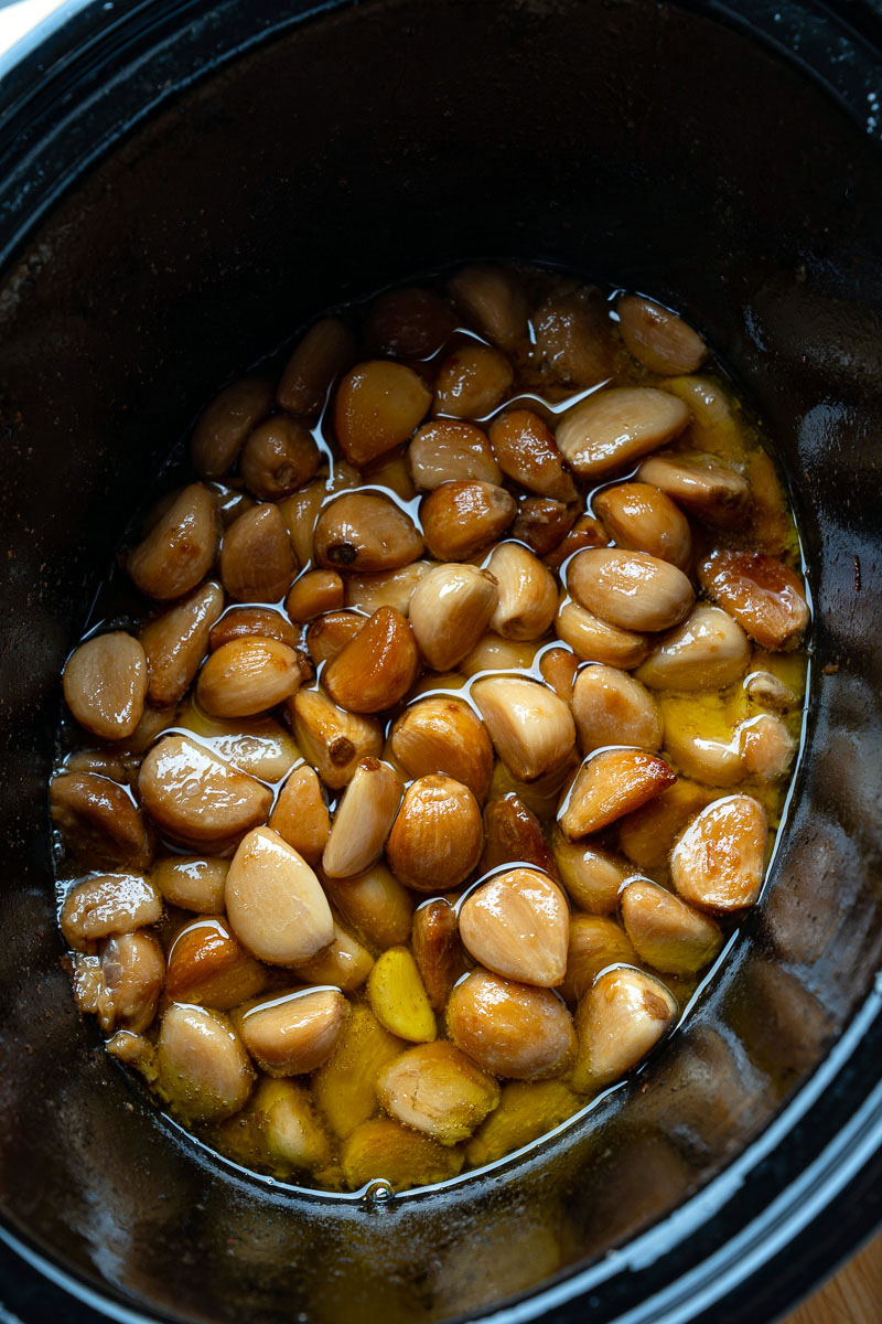 Slow Cooker Roasted Garlic Slow Cooker Roasted Garlic