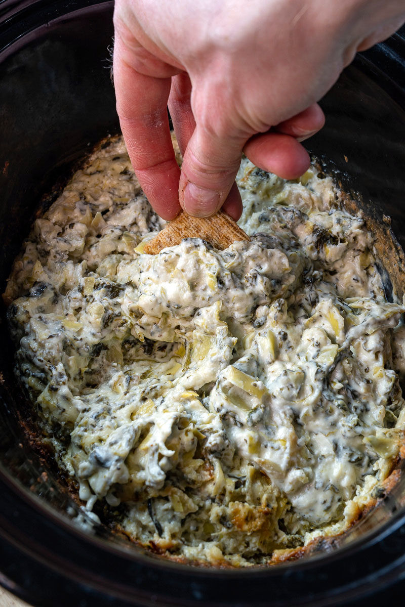 Slow Cooker Spinach and Artichoke Dip